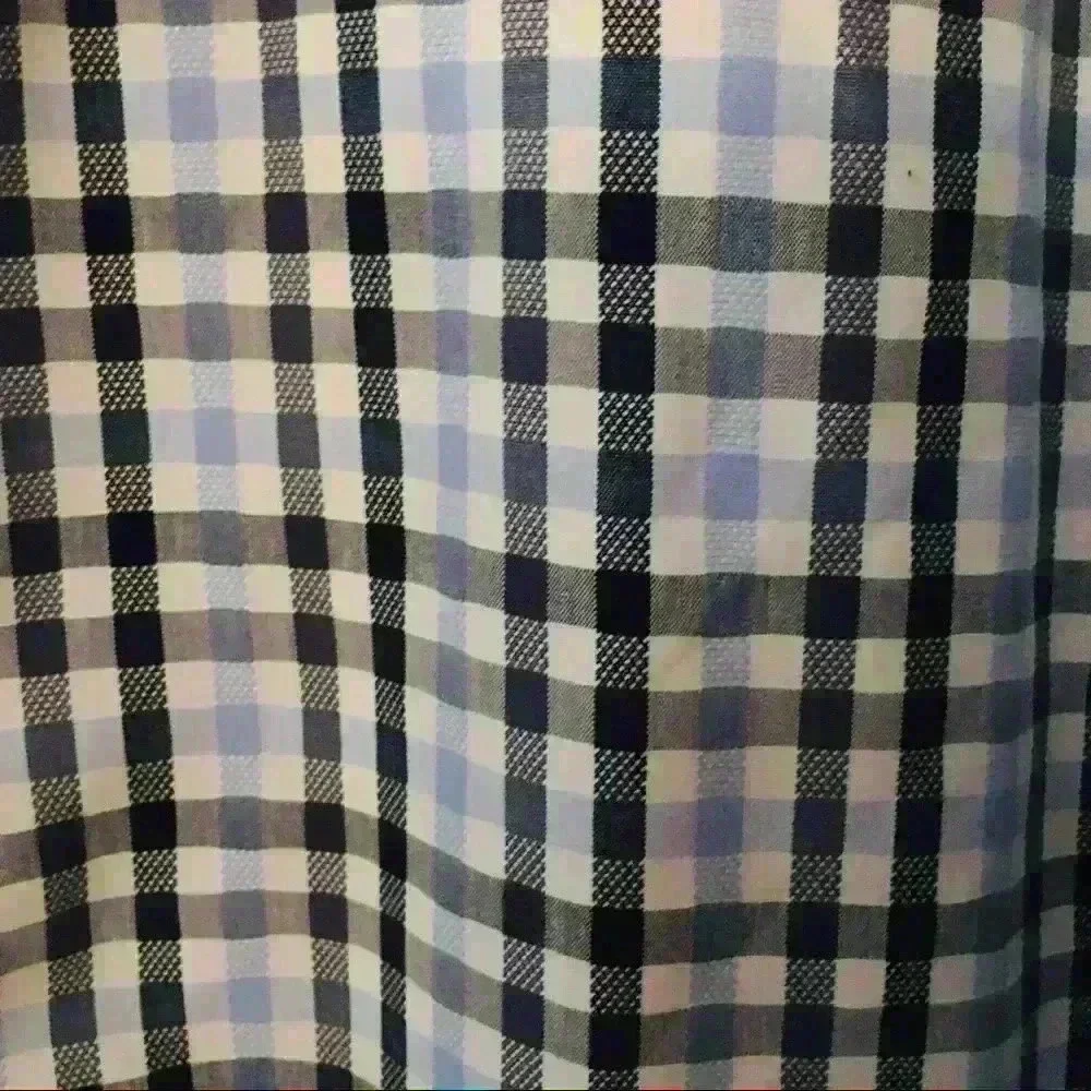 Banana Republic Button Down Shirt XL. No Iron